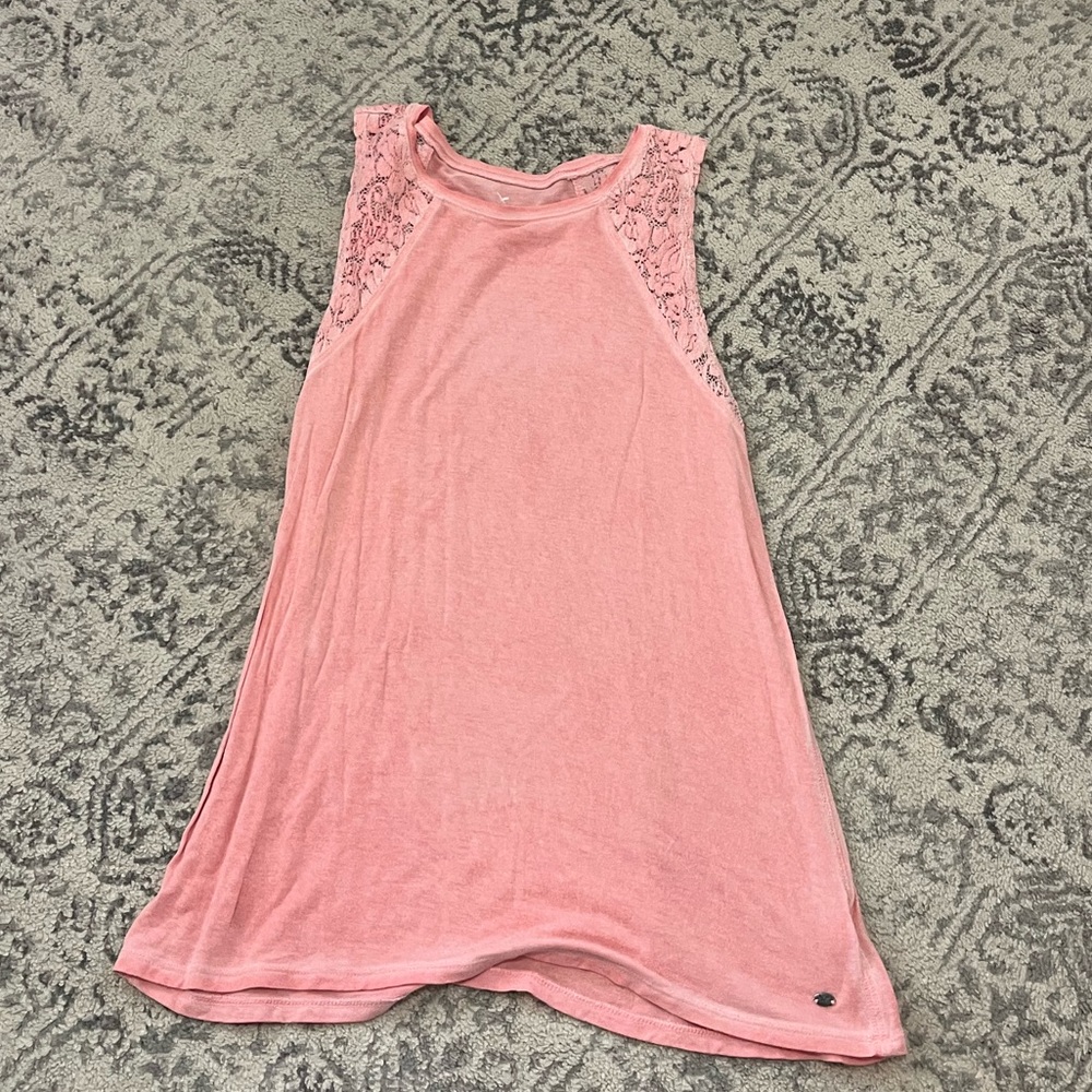 American Eagle lacy shoulder pink tank